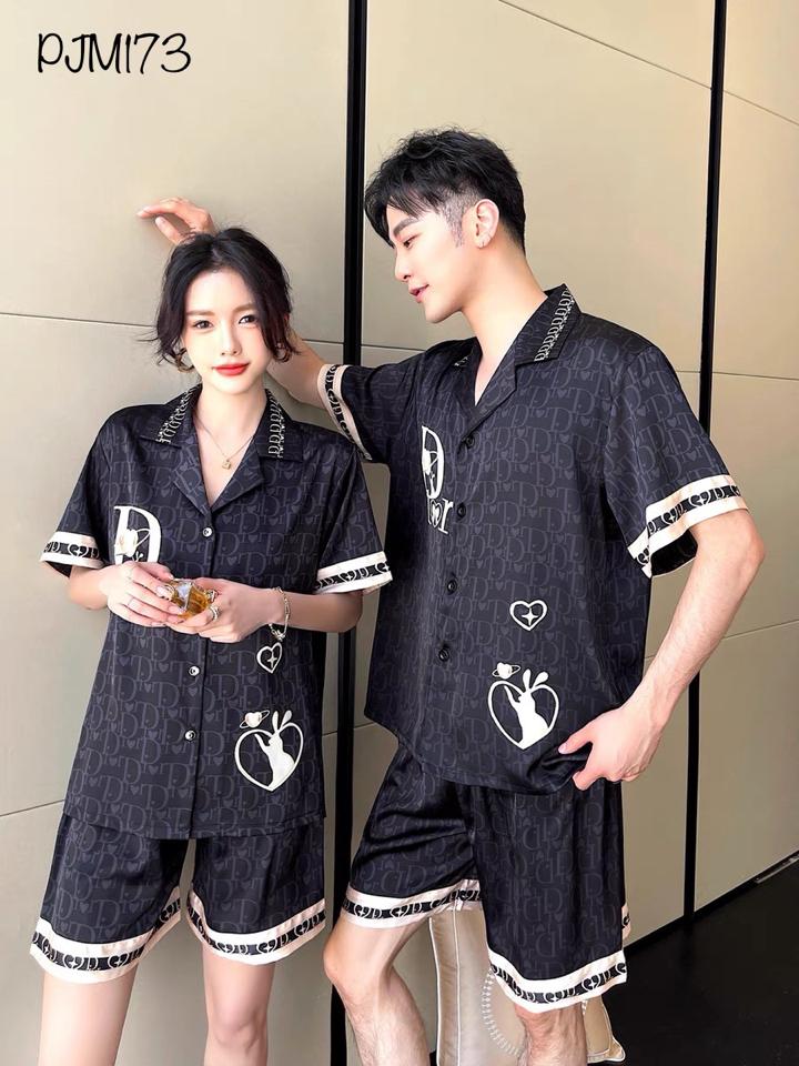 Pajamas lụa đùi đen Dior - PJM1733-duoc-ban-tai-BlvckNo - Đồ ngủ cao cấp có sẵn