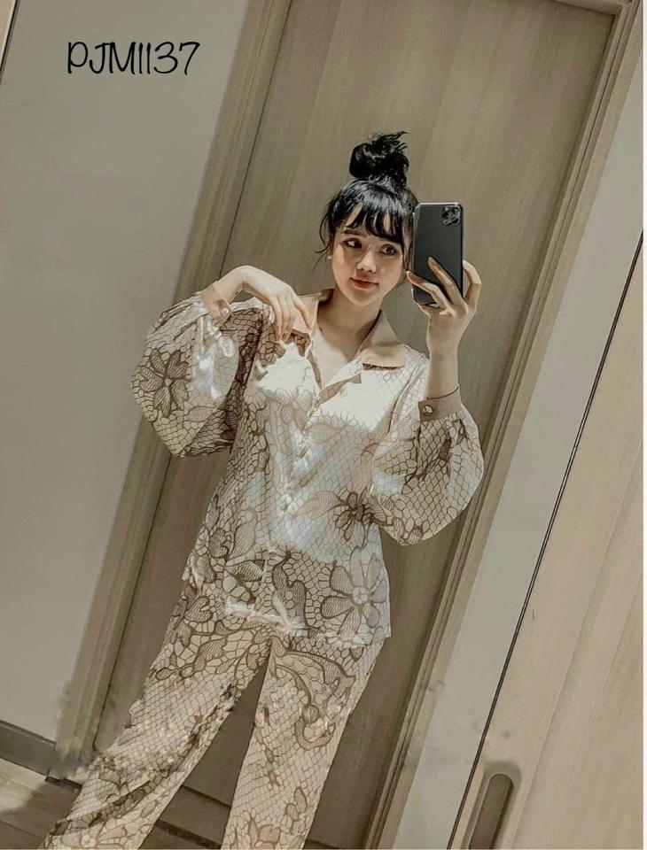 Pajamas lụa mịn hoa văn nâu - PJM1137-duoc-ban-tai-BlvckNo - Đồ ngủ cao cấp có sẵn