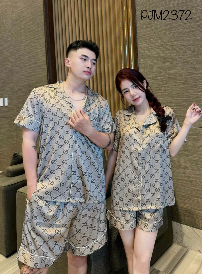 Pajamas đùi lụa mịn Gucci xám - PJM2372-duoc-ban-tai-BlvckNo - Đồ ngủ cao cấp có sẵn