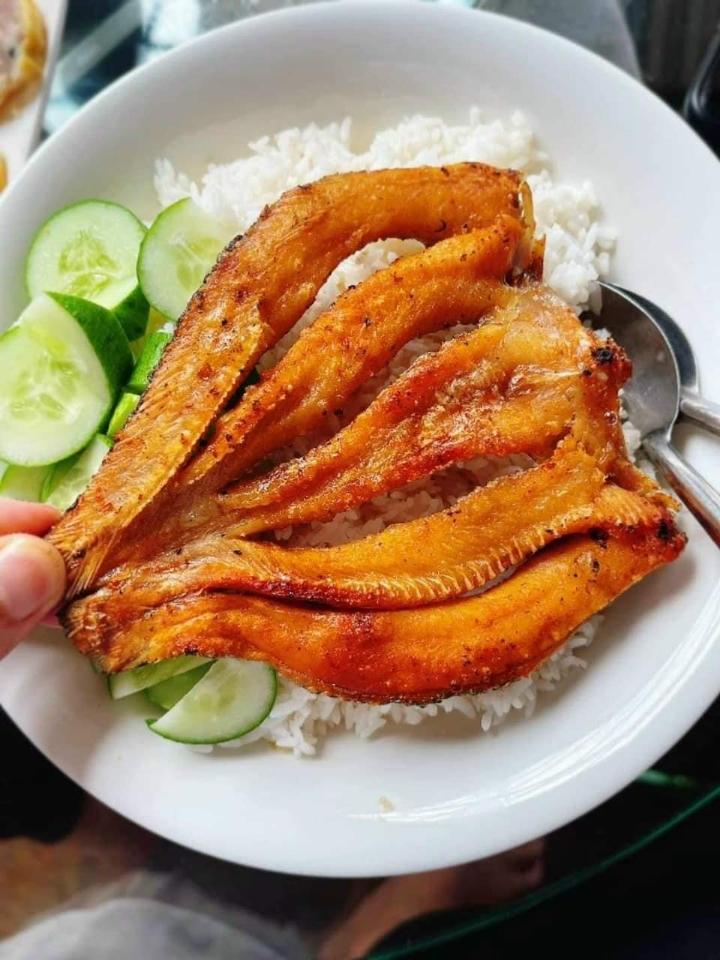 Khô Cá lóc dẻo 3 nắng-duoc-ban-tai-Hihihouse