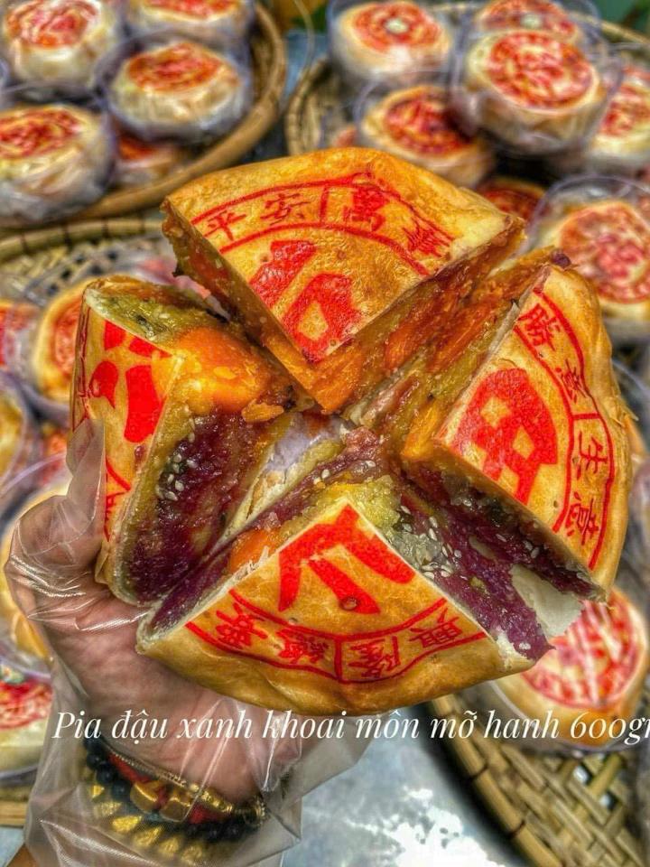 Bánh pía môn - đậu xanh 8 trứng-duoc-ban-tai-Hihihouse