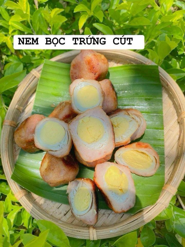 Nem nướng trứng cút-duoc-ban-tai-Hihihouse