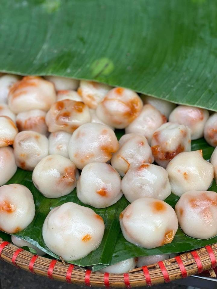 Bánh ít Huế tôm thịt-duoc-ban-tai-Hihihouse