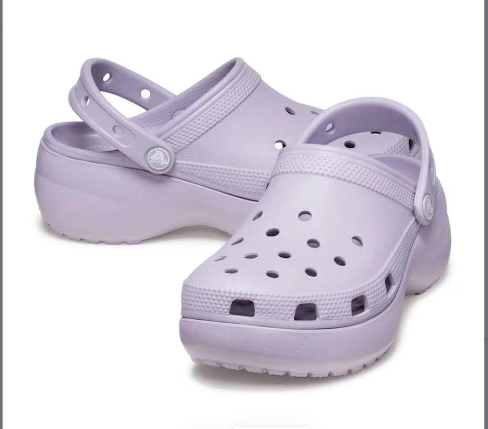 Crocs - Platform Tím Pastel-duoc-ban-tai-Diệu Hằng Auth