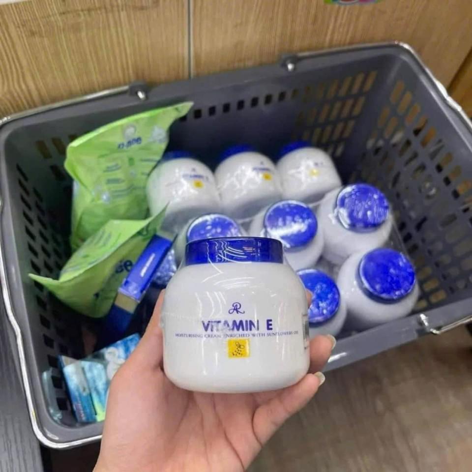 Vtm E dưỡng ẩm-duoc-ban-tai-Huyenanh.BKK