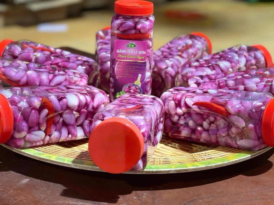Hành tím ngâm-duoc-ban-tai-Tường Khôi
