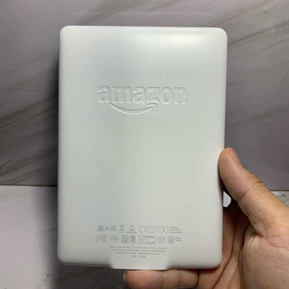 Kindle paperwhite 3-32GB Trắng likenew-duoc-ban-tai-BKTECH