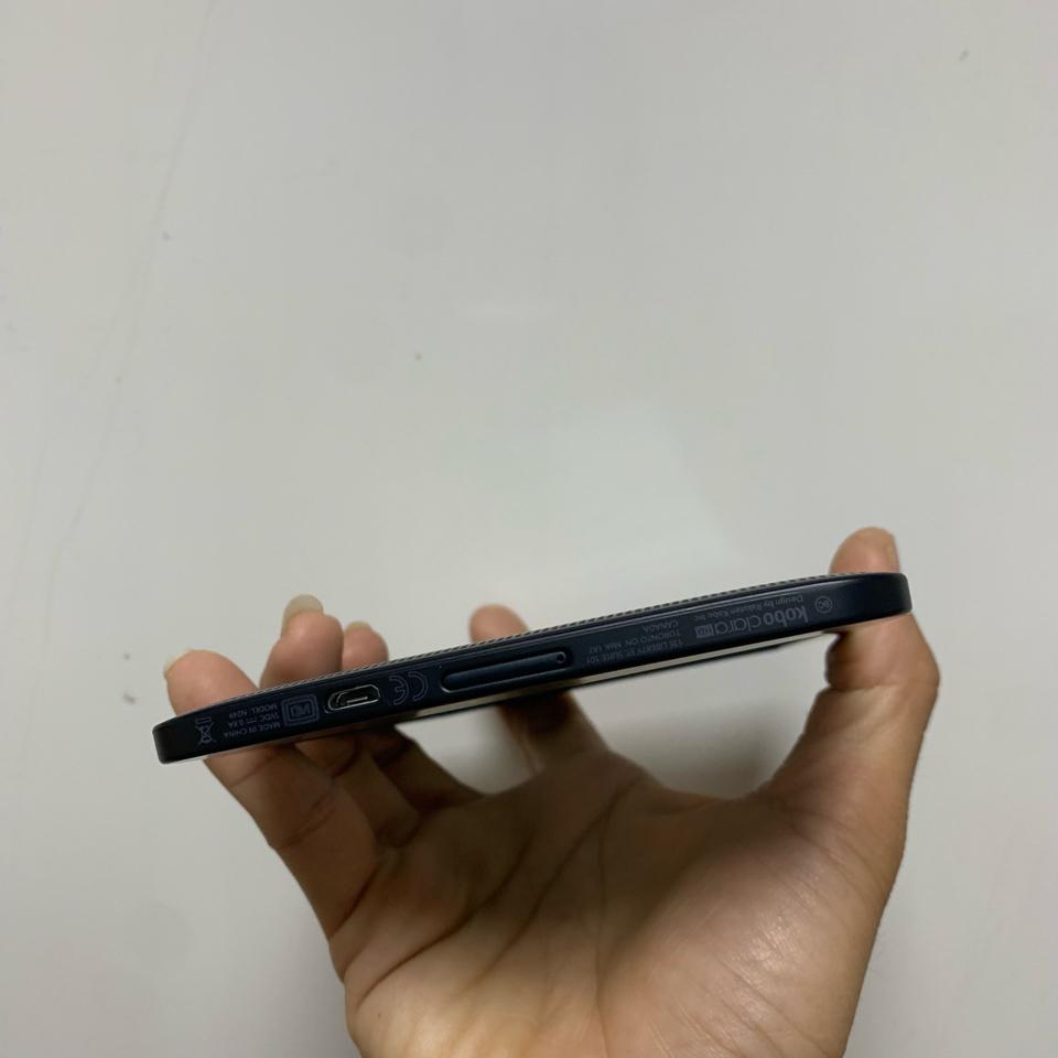 Kobo clara HD 95%-duoc-ban-tai-BKTECH