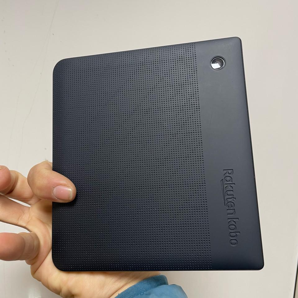 Kobo libra H20 -95%-duoc-ban-tai-BKTECH