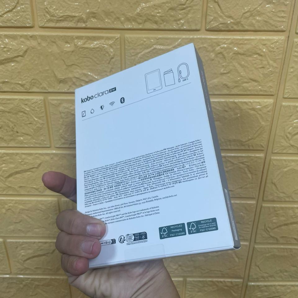 Kobo clara BW new-duoc-ban-tai-BKTECH