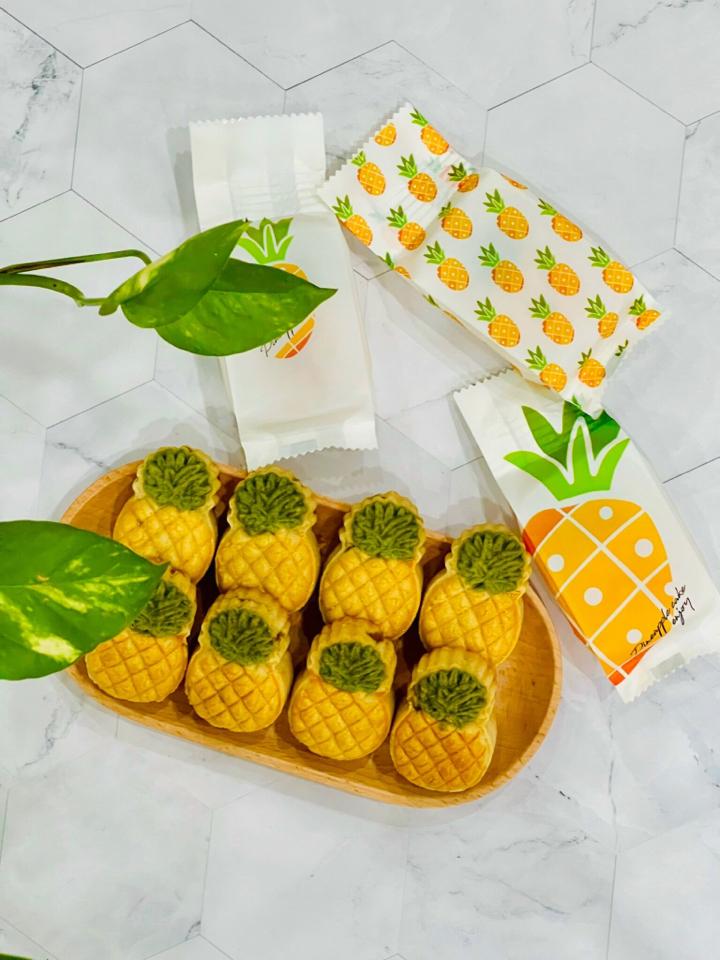 Bánh dứa ĐL nhân cam trần bì - 200g-duoc-ban-tai-Bếp Xanh NPfresh - Tiệm Bánh Handmade Online
