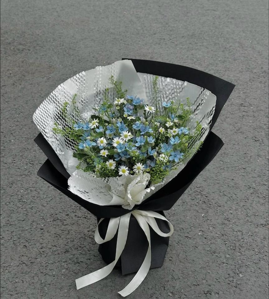 Hoa sao xanh mix thạch thảo-duoc-ban-tai-Một Tiệm Hoa