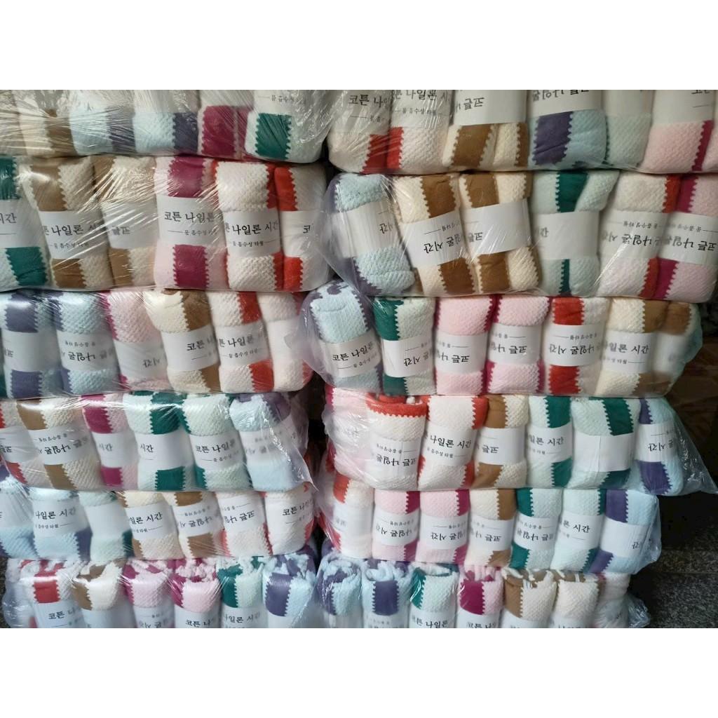 Khăn Tắm Hàn Quốc Khổ 70x140cm- Khăn Tắm kẻ sọc Siêu Mềm Mại Thấm Hút-duoc-ban-tai-Quỳnh vy