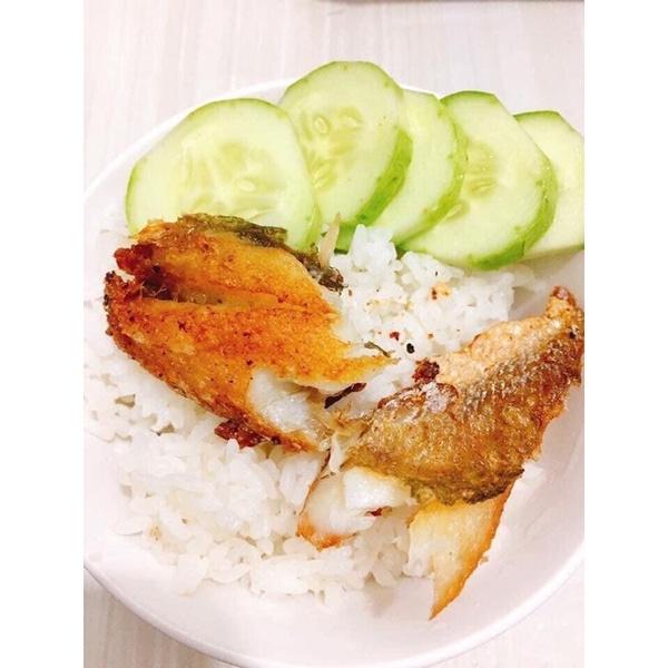 Cá đù một nắng nguyên con-duoc-ban-tai-Hải Sản Phương Châu