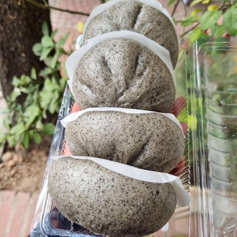 Bánh bao nguyên cám mè đen - hộp 4 cái-duoc-ban-tai-Hải Sản Phương Châu