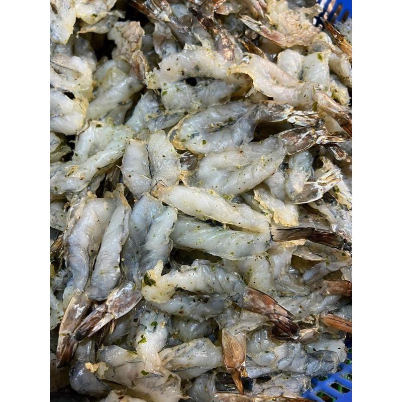 Tôm xẻ dẻo hai nắng vị muối tiêu chanh-duoc-ban-tai-Hải Sản Phương Châu