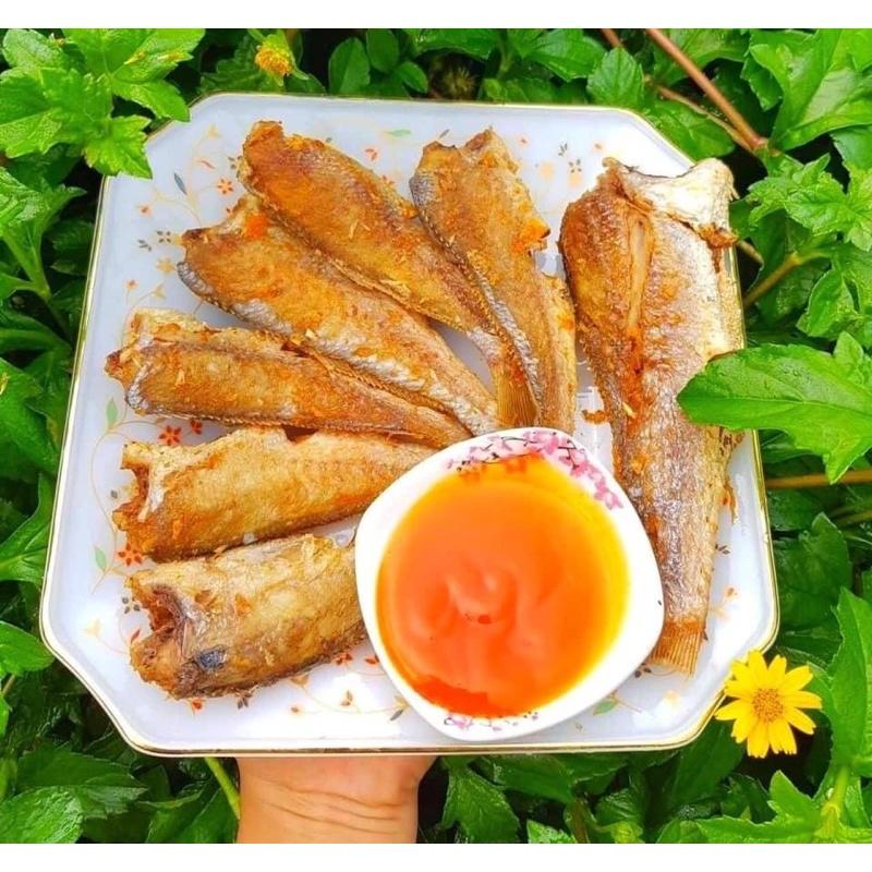 Cá đù một nắng nguyên con-duoc-ban-tai-Hải Sản Phương Châu