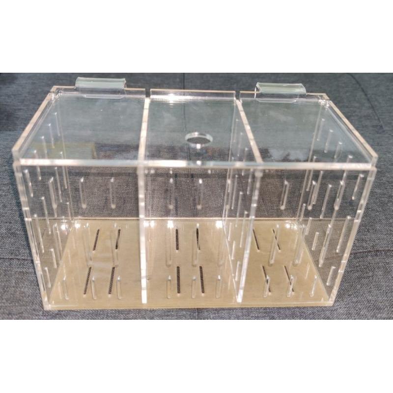 box treo 3 ngăn 20x10x12cm-duoc-ban-tai-Fishpro