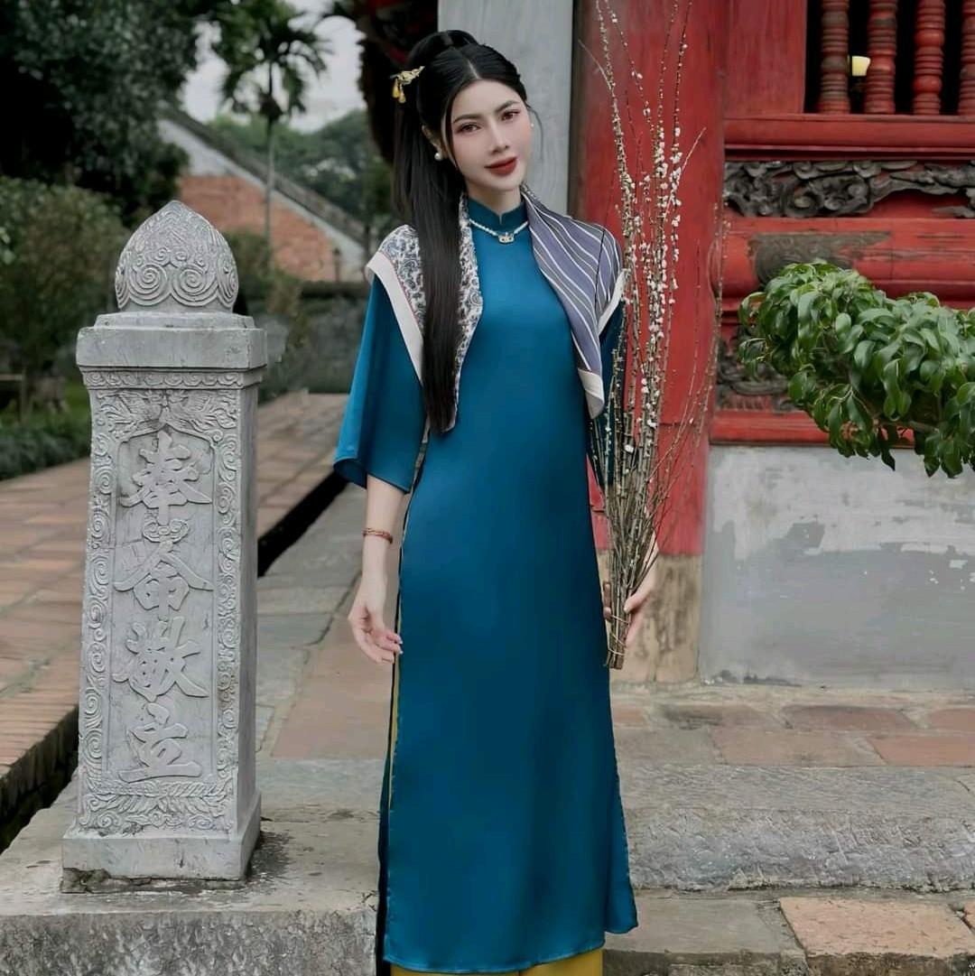 Áo Dài Gấm Dáng Xuông Đủ Màu Cho Các Chị Chọn Cổ chữ V Nữ-duoc-ban-tai-tigtig1a