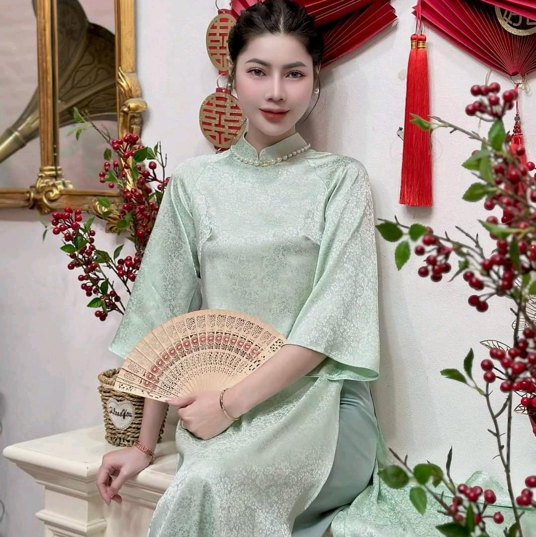 Áo Dài Gấm Dáng Xuông Đủ Màu Cho Các Chị Chọn Cổ chữ V Nữ-duoc-ban-tai-tigtig1a