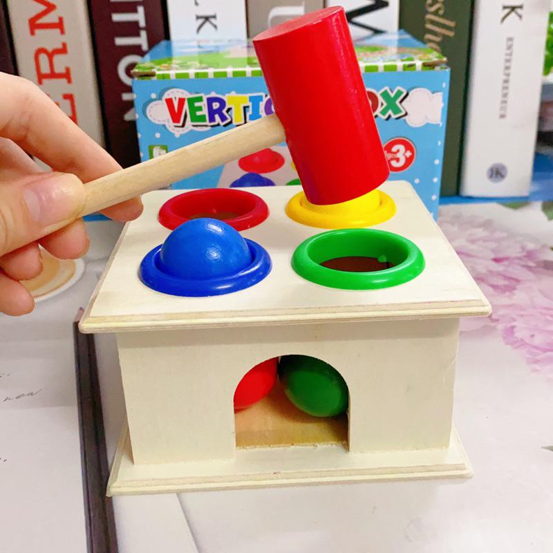 Đồ Chơi Hộp Đập 4 Bóng Tròn Bằng Búa Gỗ Vui Nhộn Cho Bé Autismshop-duoc-ban-tai-Autismshop.vn-Đồ chơi sách học liệu giáo dục đặc biệt