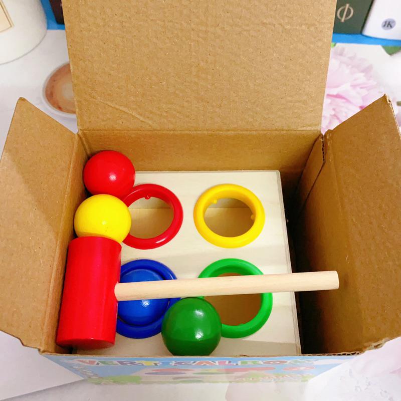 Đồ Chơi Hộp Đập 4 Bóng Tròn Bằng Búa Gỗ Vui Nhộn Cho Bé Autismshop-duoc-ban-tai-Autismshop.vn-Đồ chơi sách học liệu giáo dục đặc biệt