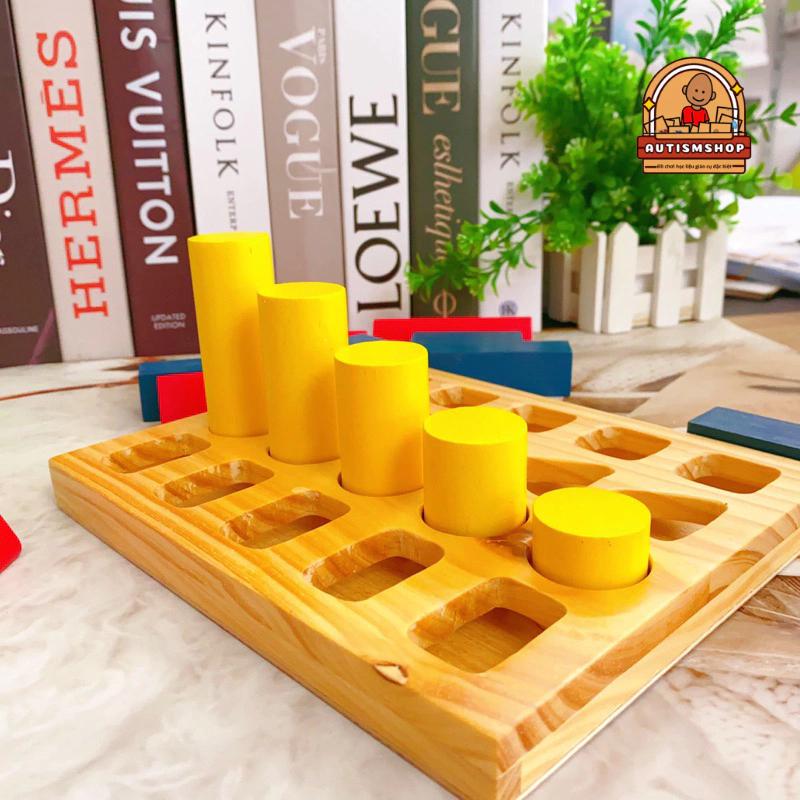 Đồ chơi giáo dục montessori xếp trụ so sánh cao thấp Autismshop-duoc-ban-tai-Autismshop.vn-Đồ chơi sách học liệu giáo dục đặc biệt