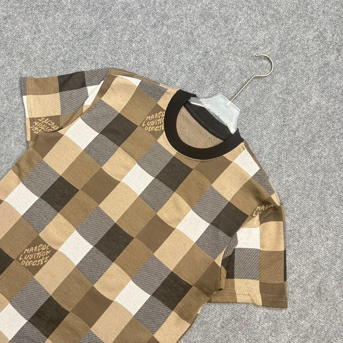 Mã Áo Thun Tròn Nam Nữ Kẻ Ô Vuông Nâu , Chất Vải Umi QC dày dặn. Menswear-duoc-ban-tai-BB-STore 2023