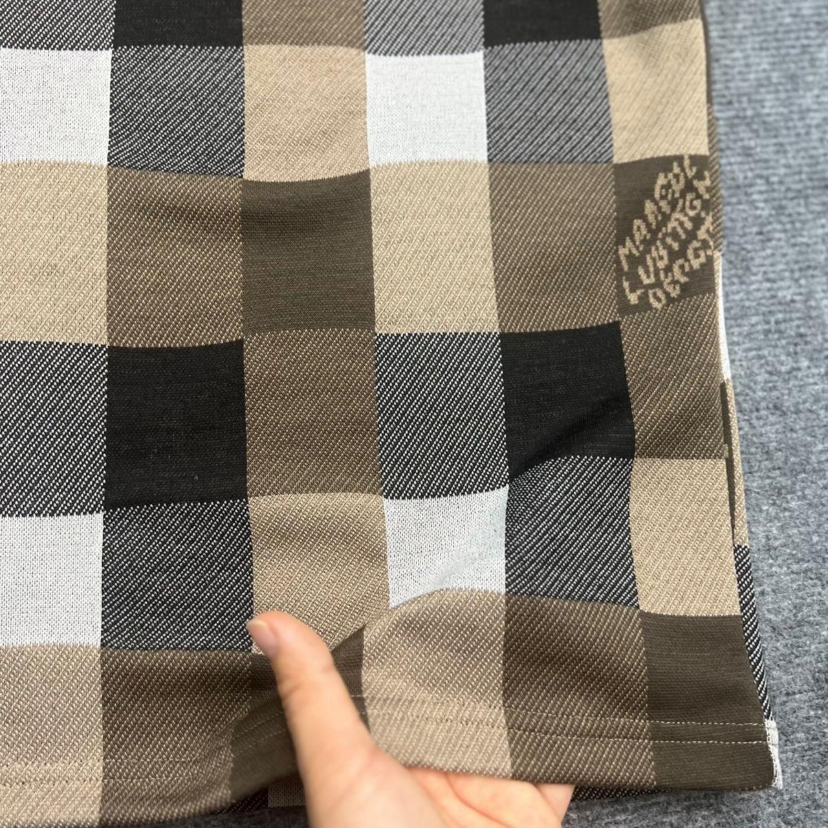 Mã Áo Thun Tròn Nam Nữ Kẻ Ô Vuông Nâu , Chất Vải Umi QC dày dặn. Menswear-duoc-ban-tai-BB-STore 2023