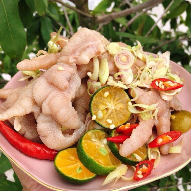 [HỎA TỐC SG] Chân gà sả tắc/chân gà sốt thái rút xương giòn ngon-duoc-ban-tai-Hải Sản Phương Châu