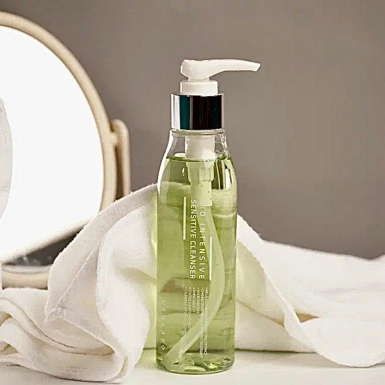 Sữa rửa mặt cho da dầu mụn USOLAB Bio Intensive Sensitive Cleanser giúp làm sạch sâu 150ml-duoc-ban-tai-Tiệm Nhà Mịn