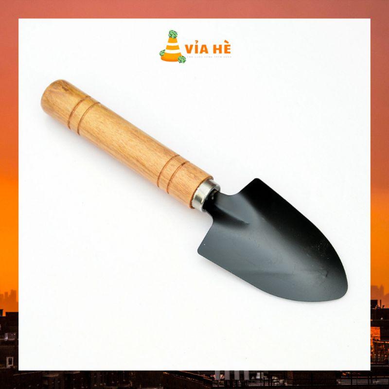 Bộ dụng cụ làm vườn 3 món cán gỗ tiện lợi đa năng-duoc-ban-tai-Vỉa Hè Garden