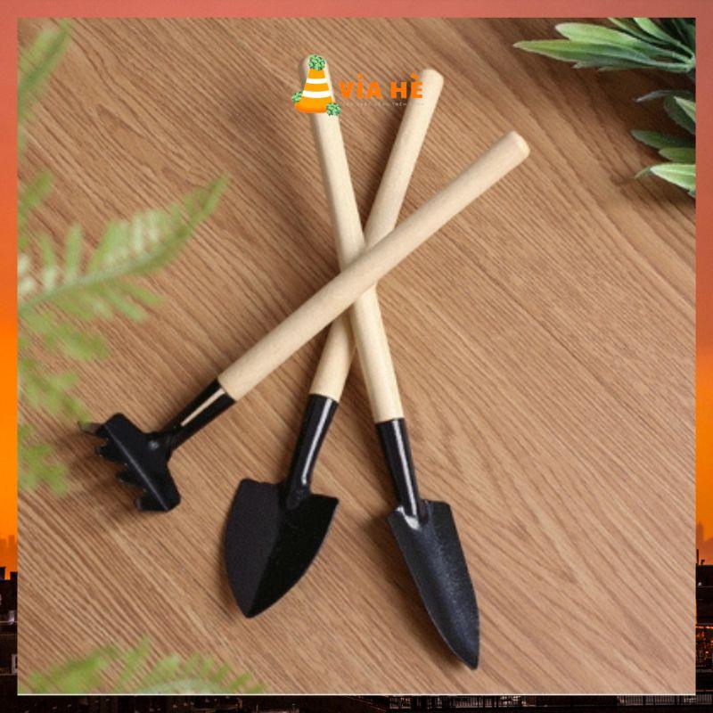 Bộ dụng cụ làm vườn mini 3 món sử dụng cho cây mini sen đá xương rồng-duoc-ban-tai-Vỉa Hè Garden