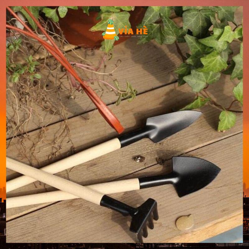Bộ dụng cụ làm vườn mini 3 món sử dụng cho cây mini sen đá xương rồng-duoc-ban-tai-Vỉa Hè Garden