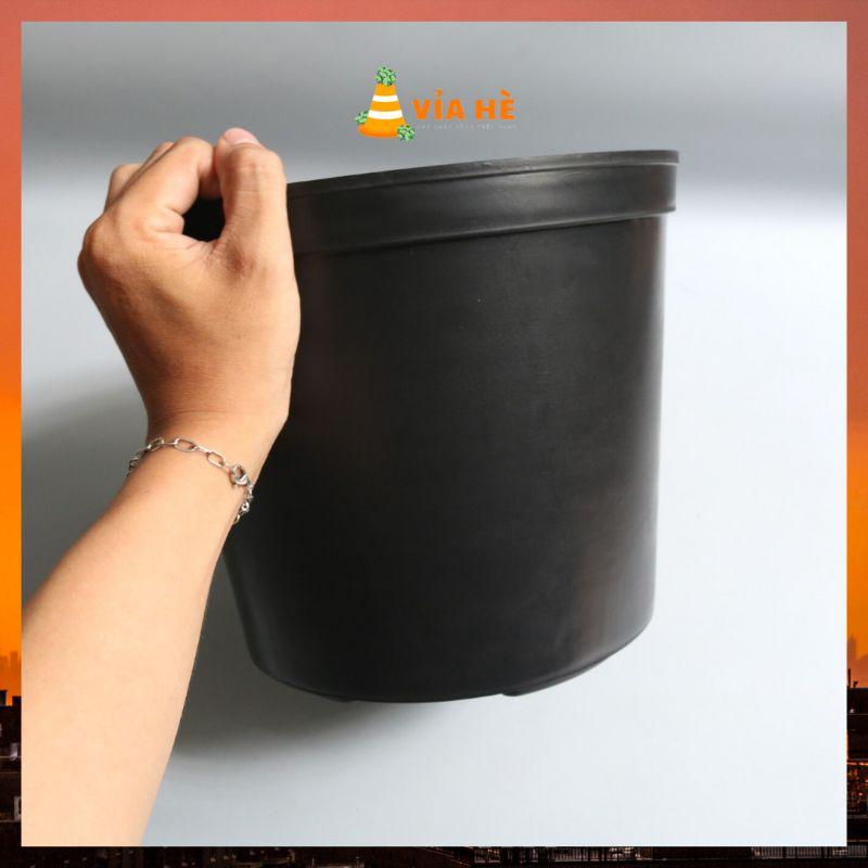 Chậu nhựa đen cứng tròn lớn 24x22 cm, 28x24cm THAKICO giá tại xưởng, trồng cây cảnh hoa rau sân thượng-duoc-ban-tai-Vỉa Hè Garden