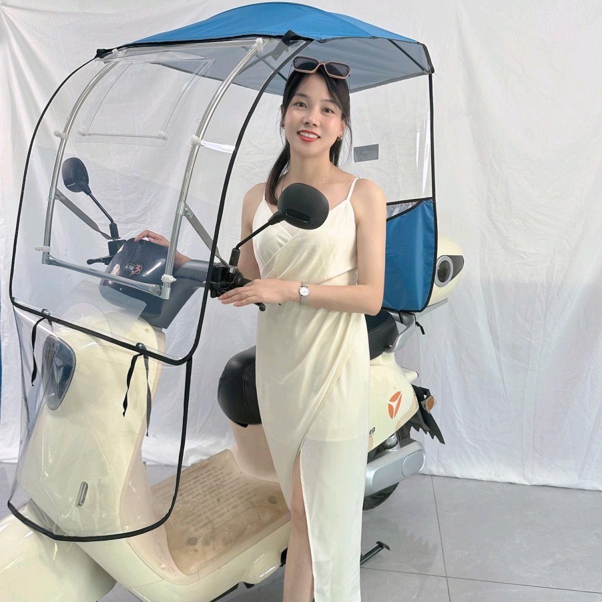 Mái che xe 2 bánh Thiên Linh có thể cuộn gấp gọn 790-duoc-ban-tai-Mái che xe máy và xe điện Thiên Linh