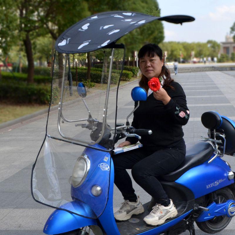 Mái che xe máy, phụ kiện xe máy, mái che, bạt phủ xe máy, bạt che xe máy, áo trùm xe máy, bạc che xe máy gấp gọn 425-duoc-ban-tai-Mái che xe máy và xe điện Thiên Linh