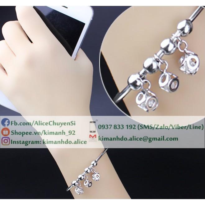 Vòng tay inox thời trang Hàn Quốc xúc xắc cách điệu-duoc-ban-tai-Alice Boutique
